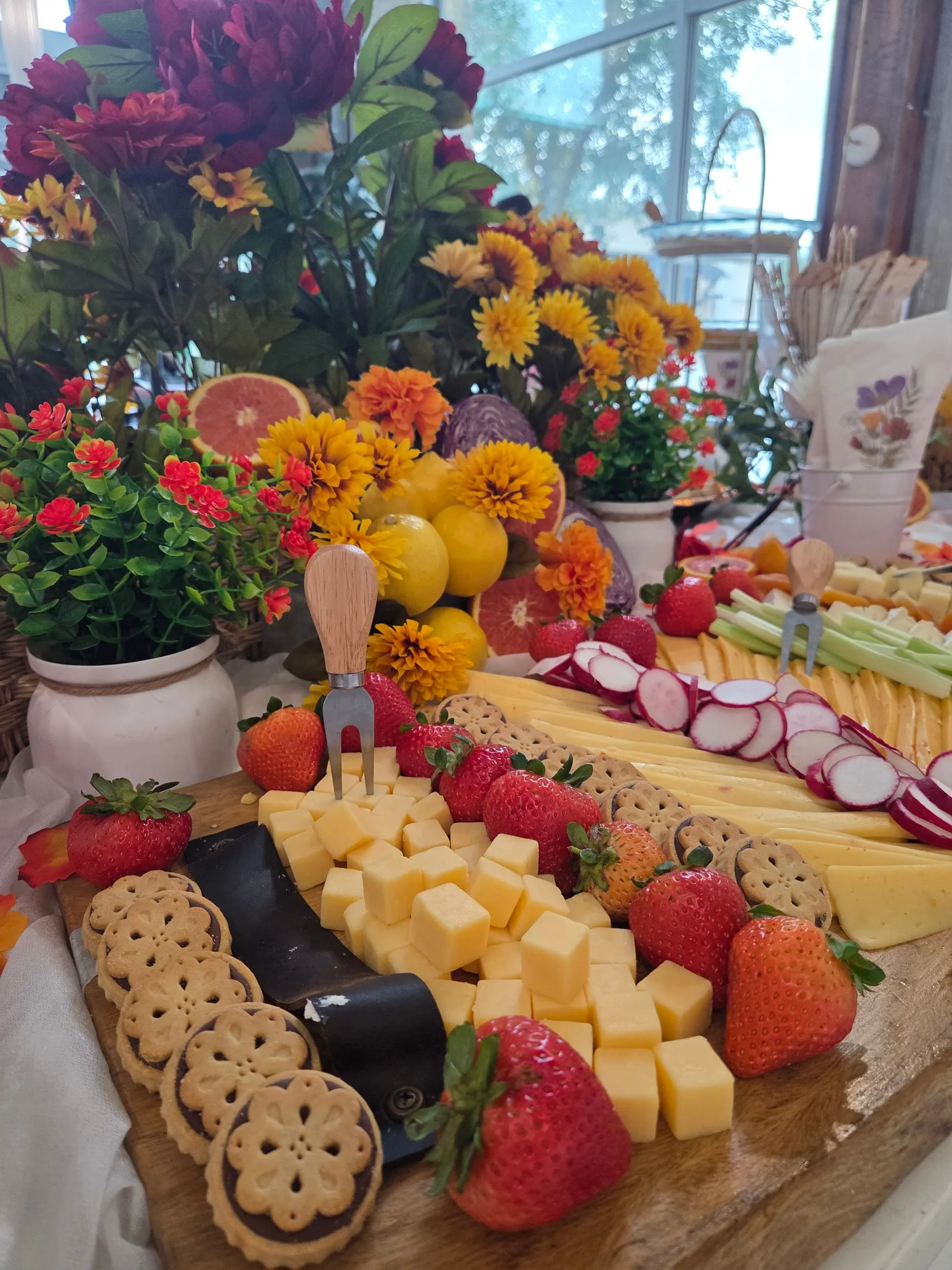 Hot food stations at a corporate event