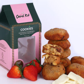 MACADAMIA STRAWBERRIES & WHITE CHOCOLATE COOKIES
